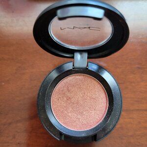 Mac Eye Shadow "Expensive Pink"